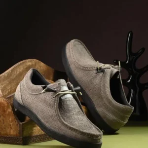 Men's Lightweight Textured Leather Sneakers – Style 764