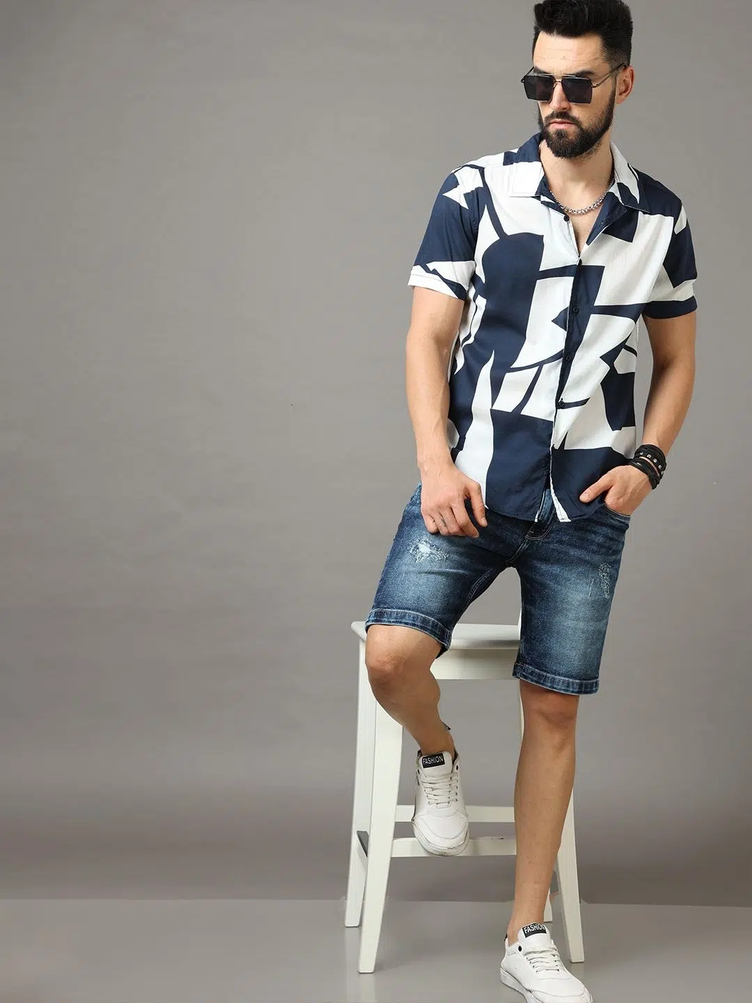 Men's Slim-Fit Print Shirt – Style 196