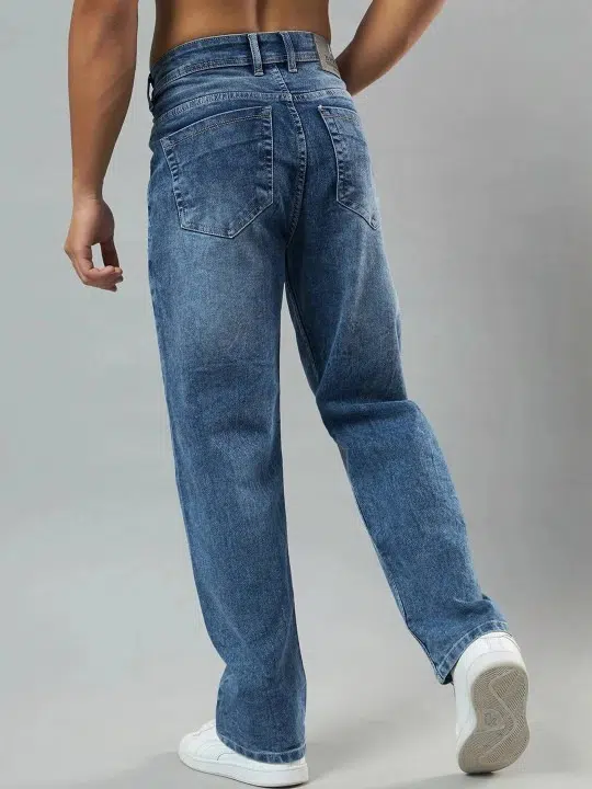 Men's Straight-Fit Mid-Rise Light-Fade Stretch Jeans – Style 121