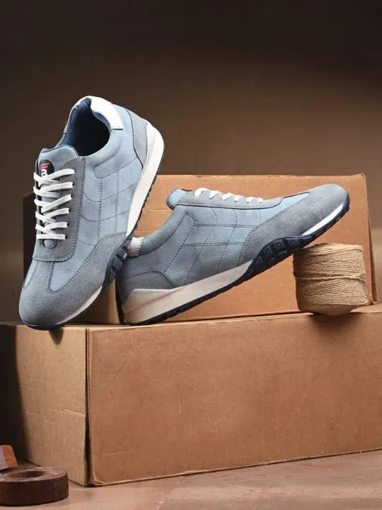 Men's Textured Sneakers – Style 940