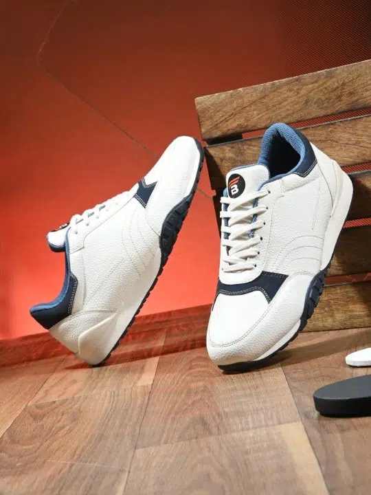Men's Textured Sneakers – Style 982