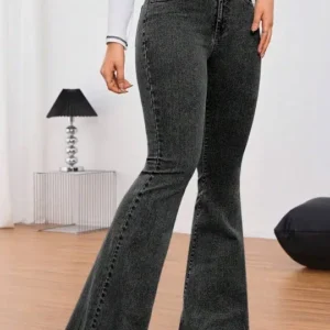 Women's Bootcut Mid-Rise Stretch Jeans – Style 958