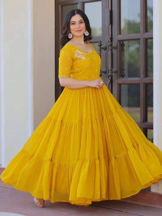Women's Embroidered Maxi Dress – Style 947