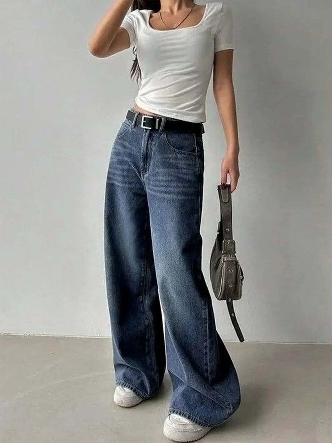 Women's Regular-Fit High-Rise Stretch Jeans – Style 124